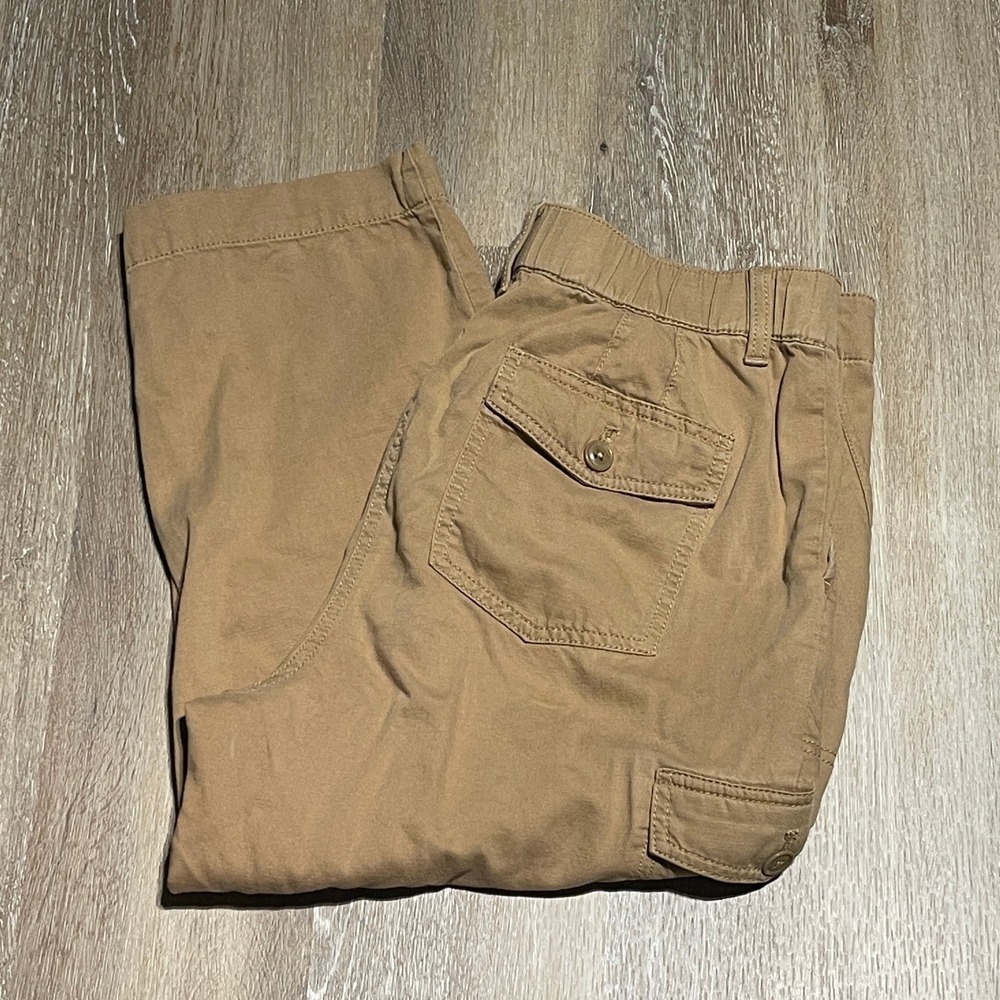 Talbots Supersoft Cargo Pants‎ Women's 12P Cropped Khaki High Rise Elastic Waist